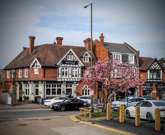 Ascot pub, The Stag, Ascot Chauffeur service