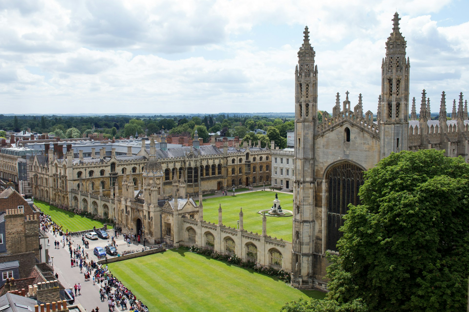 Cambridge University, Cambridge Chauffeur service